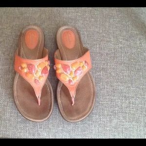 Clarks' coral leather slide sandal